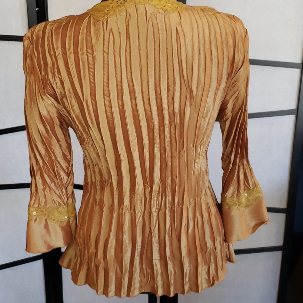 Blouse - Picture 4 of 5